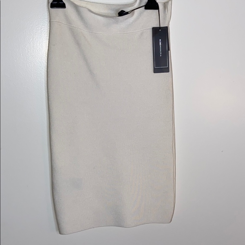 BCBG BANDAGE SKIRT